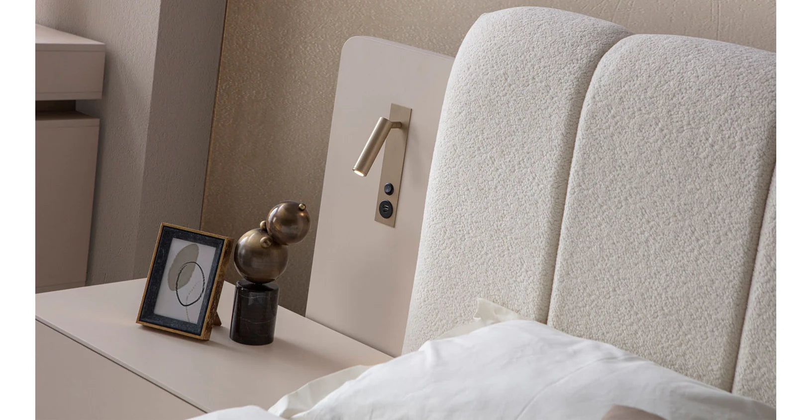 Bed Rivelle